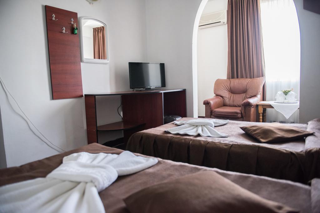 Hotel Dynes Eforie Nord Exteriér fotografie