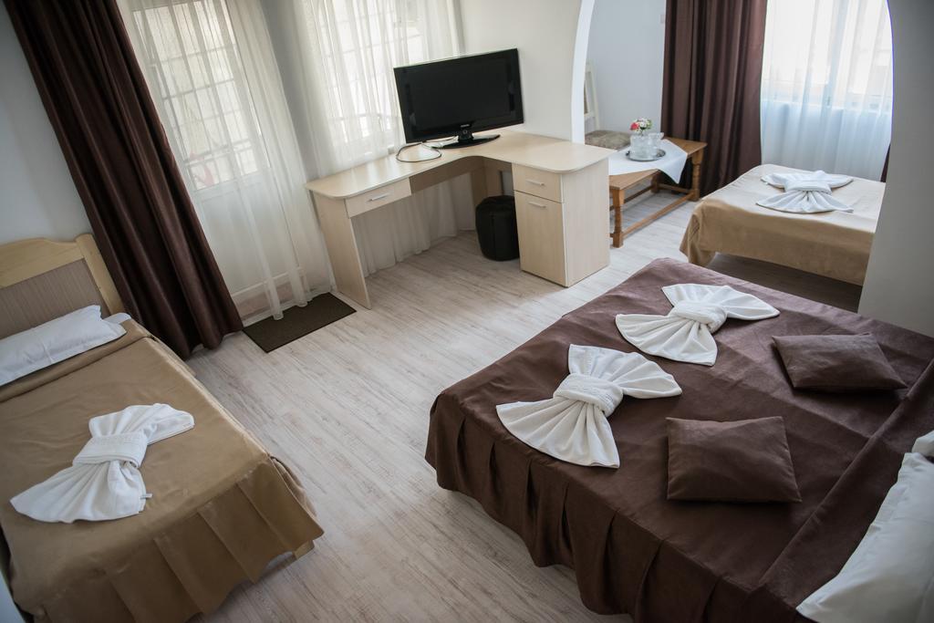 Hotel Dynes Eforie Nord Exteriér fotografie